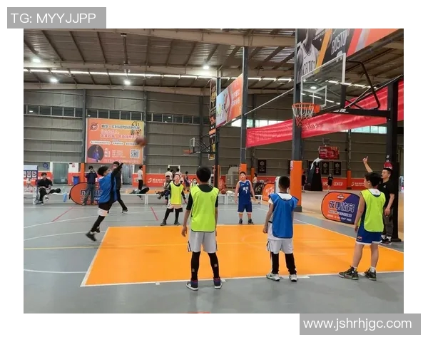 姚明明在线助力篮球梦想青少年培训项目全面启动