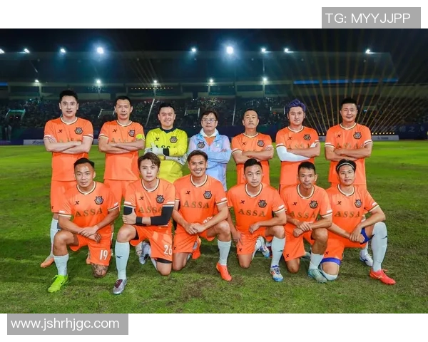 足球场上的璀璨明星们谁才是最精彩的足球巨星引领潮流的传奇故事